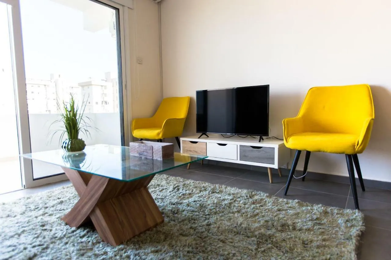 Sun Residences Larnaca 0*,